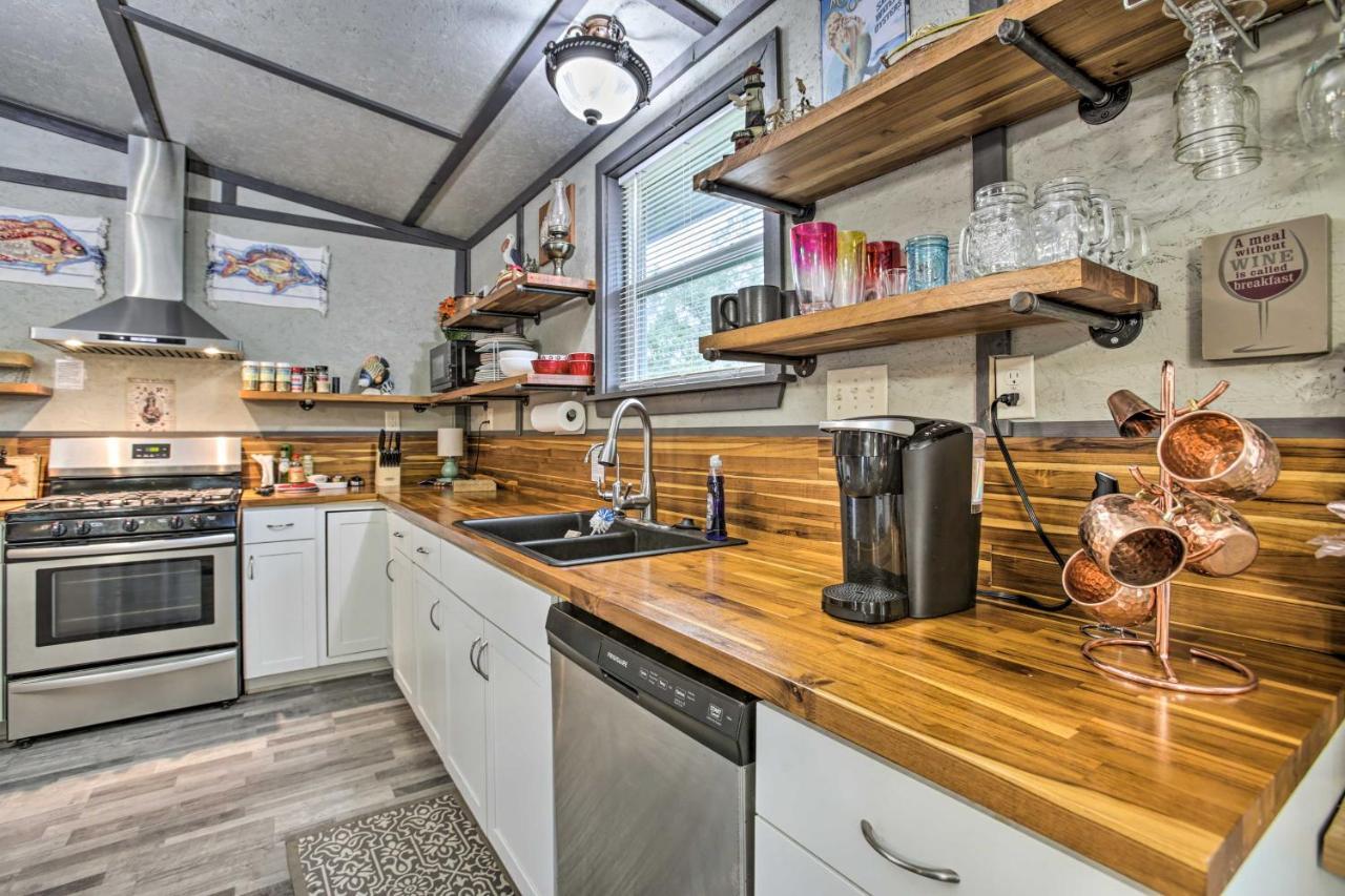 Waterfront Bay St Louis Beach House With Deck! Bay St. Louis Екстериор снимка