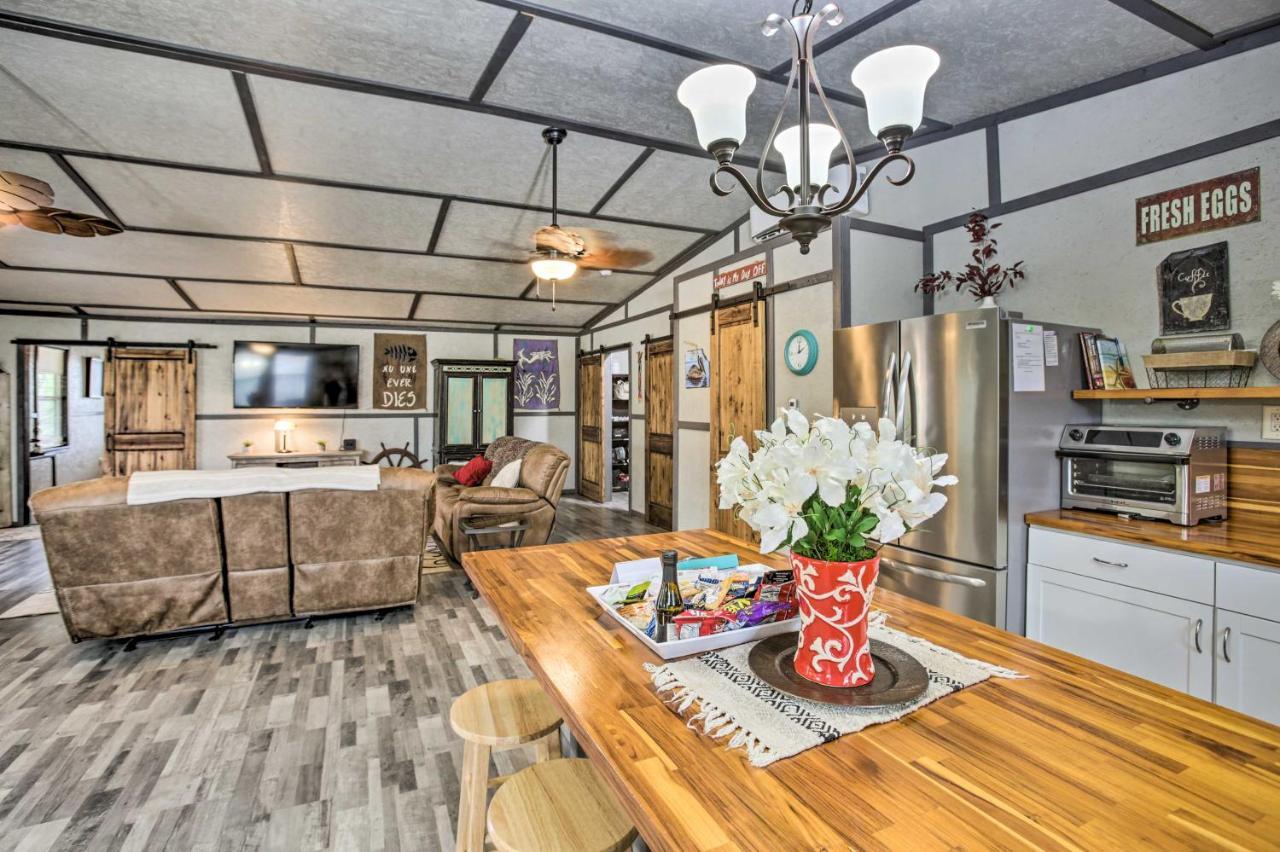 Waterfront Bay St Louis Beach House With Deck! Bay St. Louis Екстериор снимка
